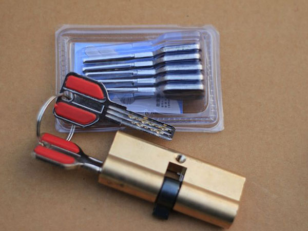 金沙24小时上门开锁公司