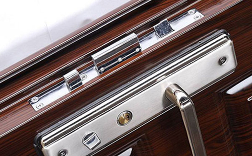 金沙24小时上门开锁公司